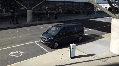 Peugeot e-Traveller 