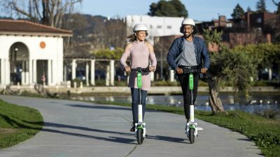Επιτέλους: κανόνες κυκλοφορίας και πρόστιμα για ηλεκτρικά πατίνια, rollers και skateboards